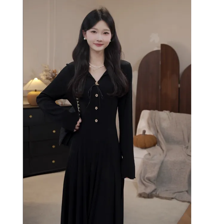 鹿向南「月半夜曲」法式气质通勤女秋季新款长袖收腰显瘦连衣裙