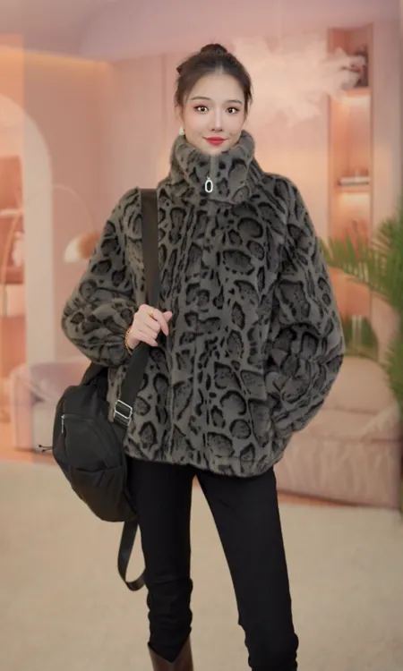 会员高领定制款时尚洋气显瘦气质百搭皮毛一体高奢外套-P52