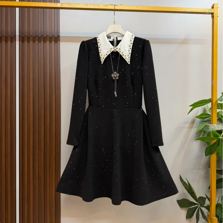 新款大码女装时尚洋气小翻领亮闪闪收腰显瘦连衣裙