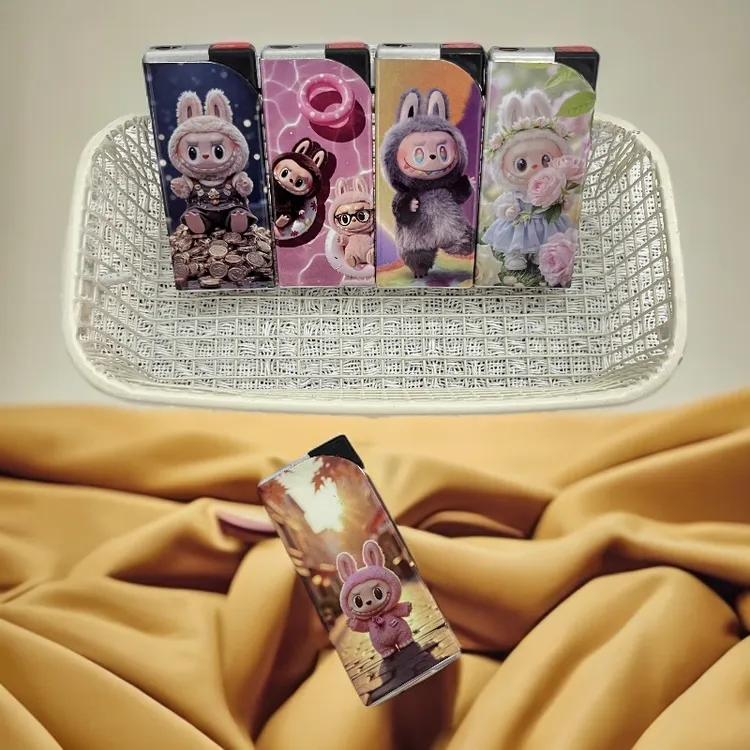 LABUBU拉布布金属防风直冲打火机防风打火机网红爆款个性打火机