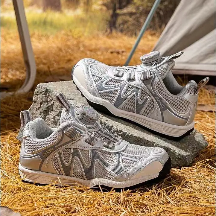 跑鞋旅游防滑耐磨男男鞋防滑女童秋季运动登山鞋户外休闲轻便透气
