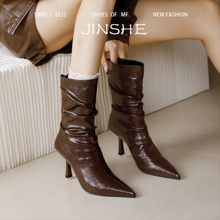 堆堆靴2025秋冬季新款时尚细跟女短靴复古尖头高跟后拉链中筒靴子