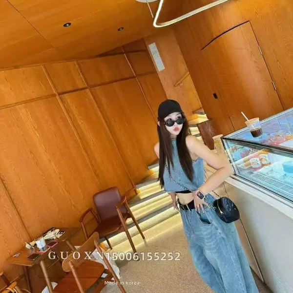 短款t恤性感辣妹风修身时尚套装气质牛仔蓝色休闲夏季显瘦百搭