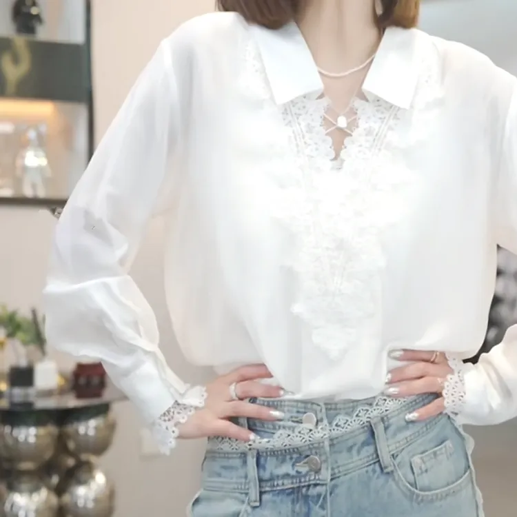 正反两面穿蕾丝衬衫2025春季新款法式轻奢时尚气质设计感衬衣