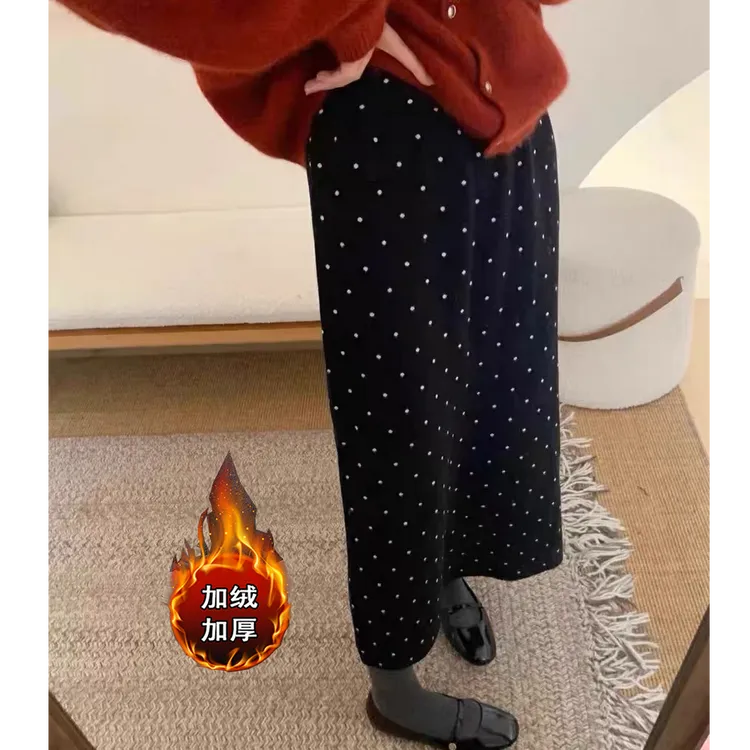 2025秋冬新款加绒毛呢波点半身裙高腰A字直筒小个子中长半裙