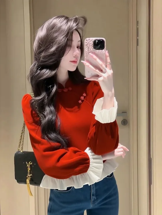 2025新年氛围感新中式国风设计感上衣高级感红色盘扣拼接衬衫女冬