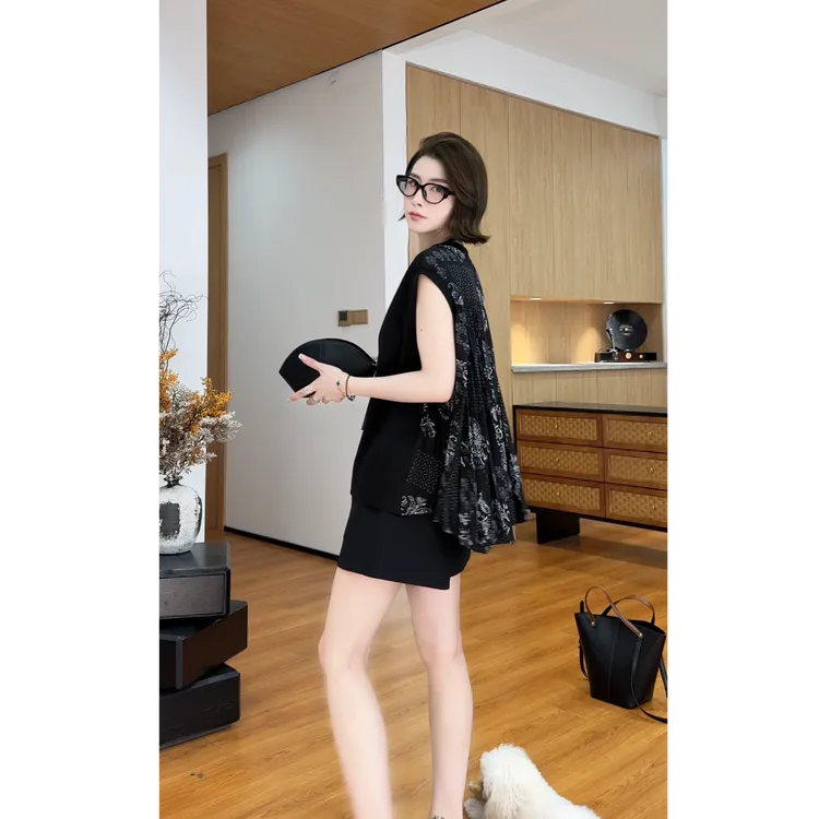 YYOUHAN 2025新款【巴厘岛】AB面设计极简风显瘦短袖T恤 2507C4052