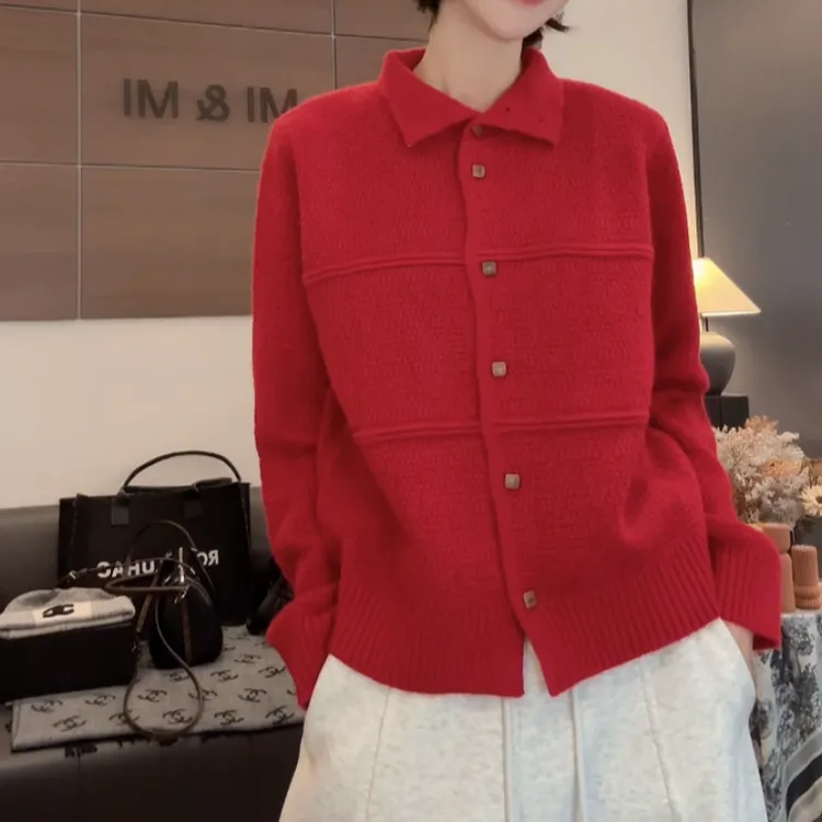 新款百搭立领单排扣毛修身气质针织衫LK2509185