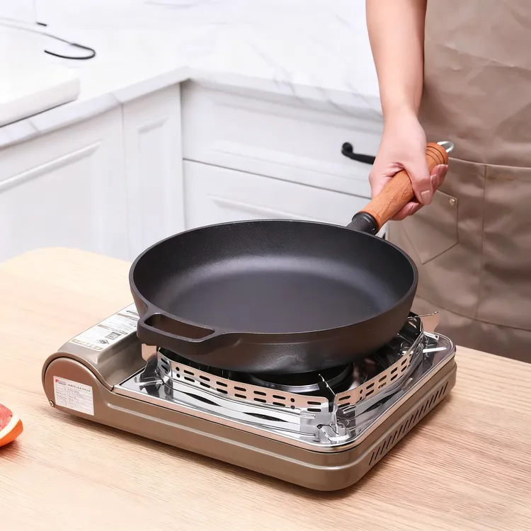 铸铁平底锅牛排锅家用烙饼锅木柄生铁煎锅无涂层不粘煎蛋燃气通用
