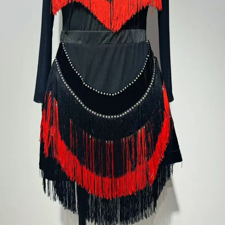 曦姿舞新款舒禾裙三步踩 休闲舞 拉丁舞 时尚魅力 三层流苏半身裙