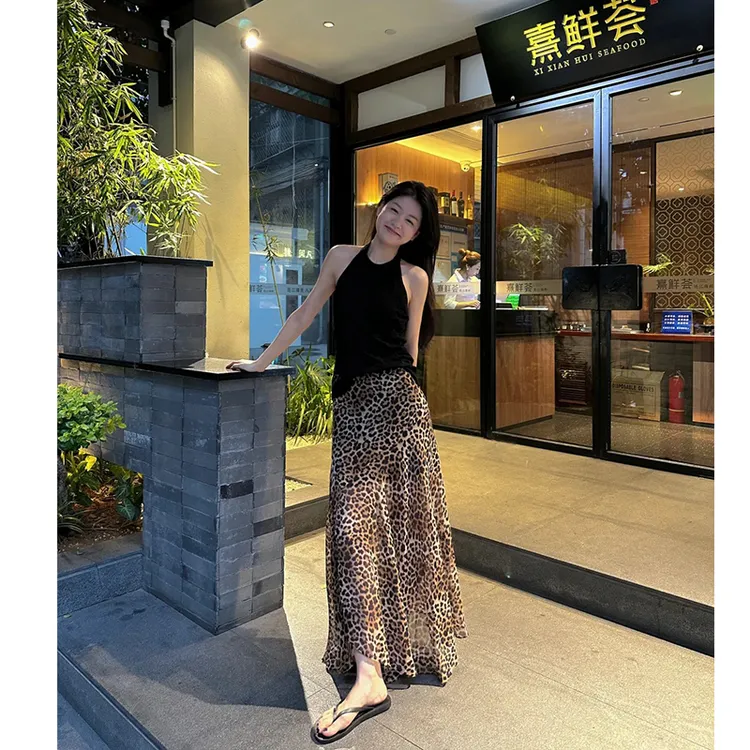 复古气质豹纹半身裙女早秋季新款松紧腰显瘦修身百搭包臀a字裙女