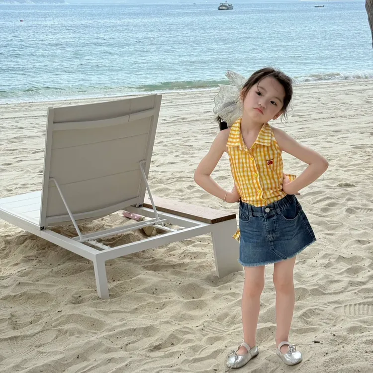 小思家女童2025夏季洋气甜美韩版格子挂脖背心牛仔半身A字裙套装