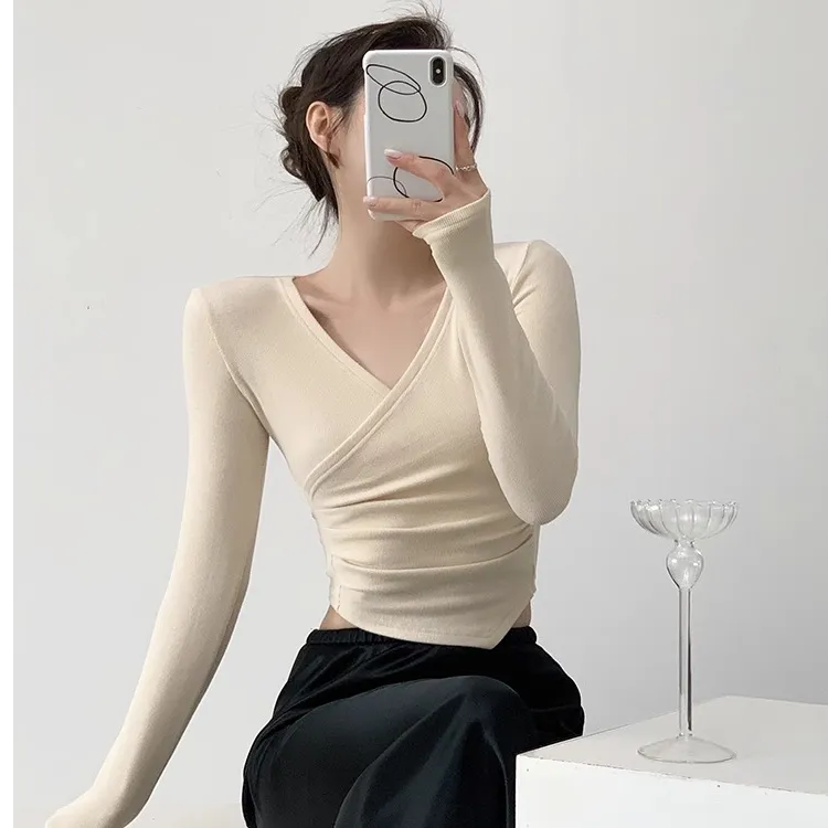 白色交叉V领长袖T恤针织衫女大码春秋不规则修身短款百搭打底上衣