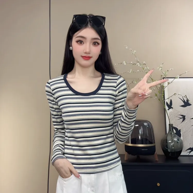 U领百搭条纹长袖T恤女2025春秋季新款修身显瘦打底衫韩版内搭上衣