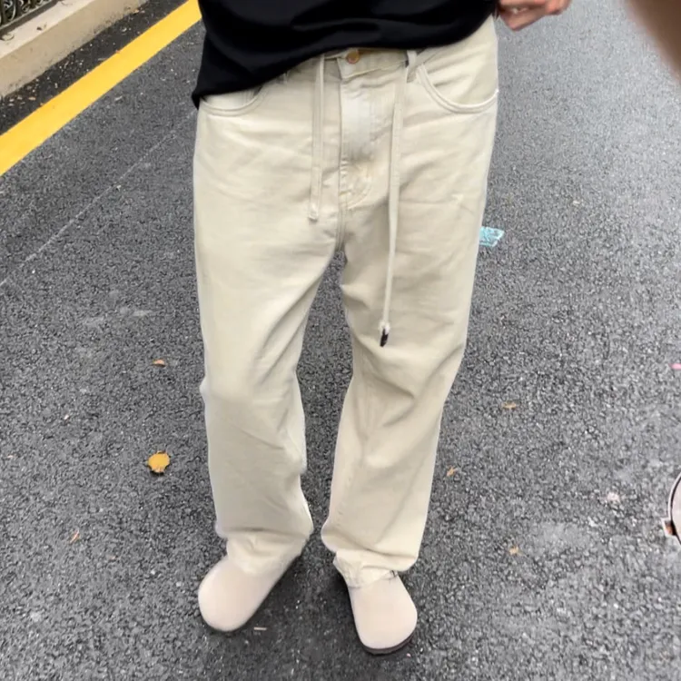 浅卡其色水洗宽松直筒牛仔裤高腰低穿男女同款配可拆卸腰绳