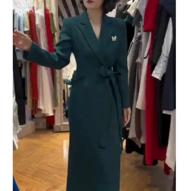 2025洋气新款时尚爆款女装精致靓丽气质轻奢减龄洋气现货CX