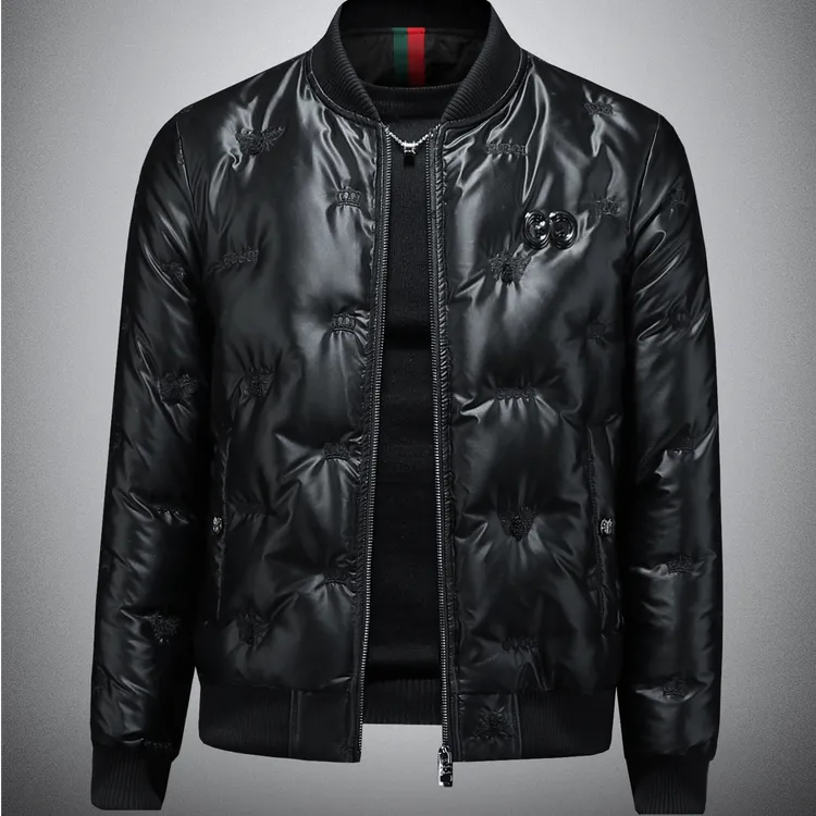 韦内卡彻高端羽绒服外套冬季潮流男装亮面刺绣短款加厚棒球领夹克