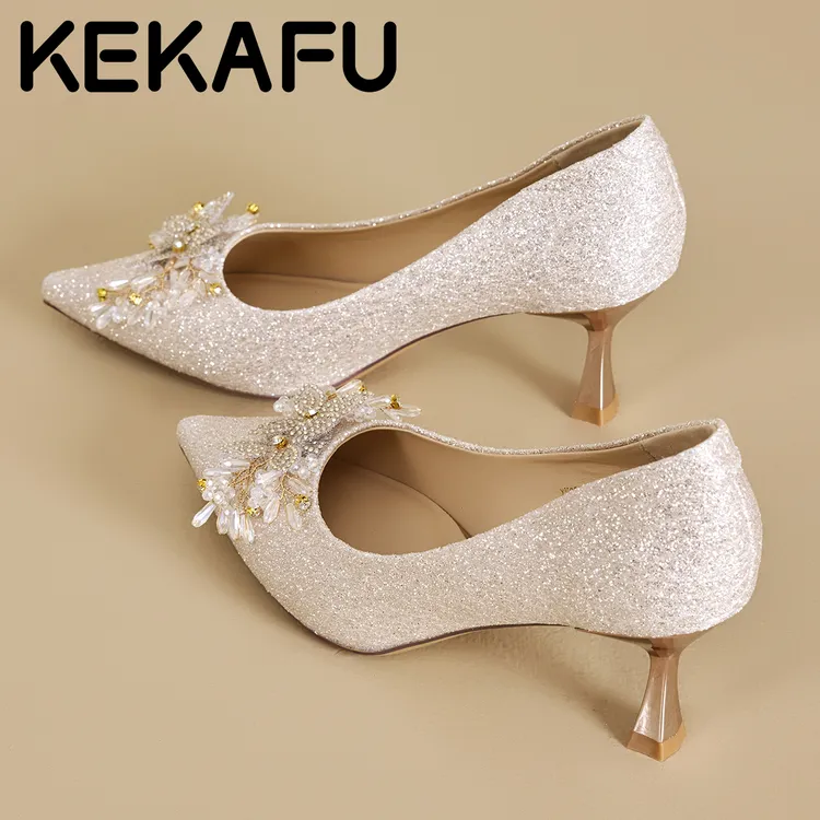 珂卡芙绝美高级感高跟鞋婚鞋女款2025秋季新款尖头细跟不累脚单鞋