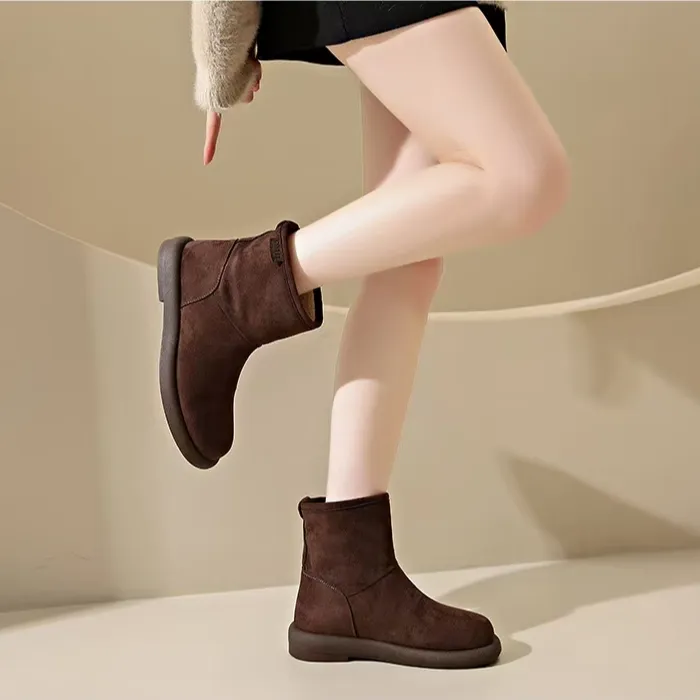 新款雪地靴新款时尚百搭时髦加绒加厚保暖冬季爆款经典平底女鞋