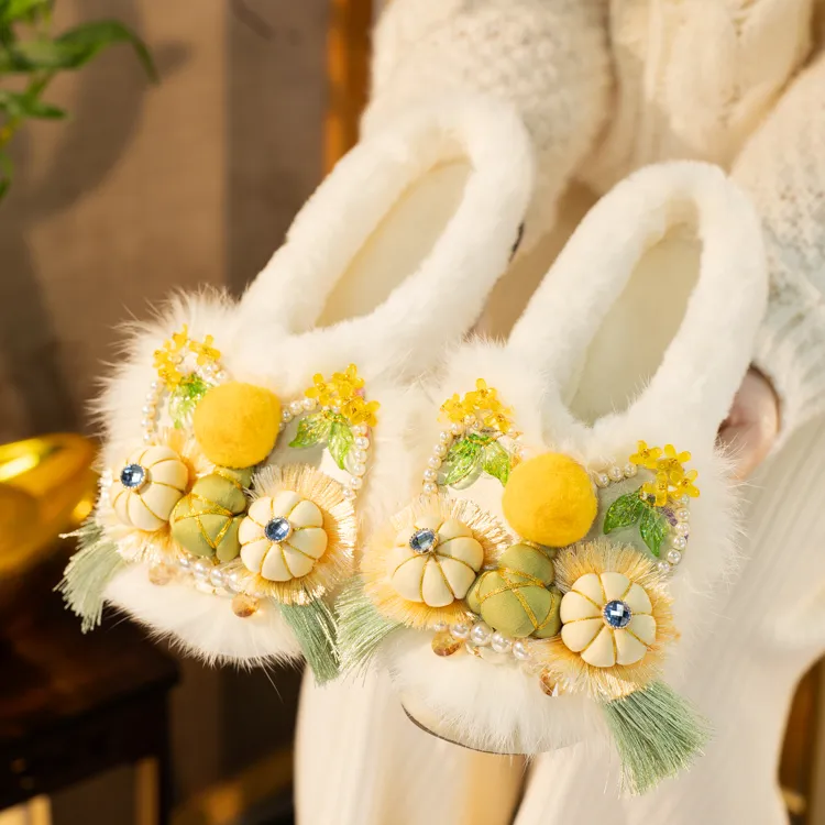 国潮虎头鞋冬季新款保暖鞋加绒老北京布鞋外穿两用加厚居家棉鞋女