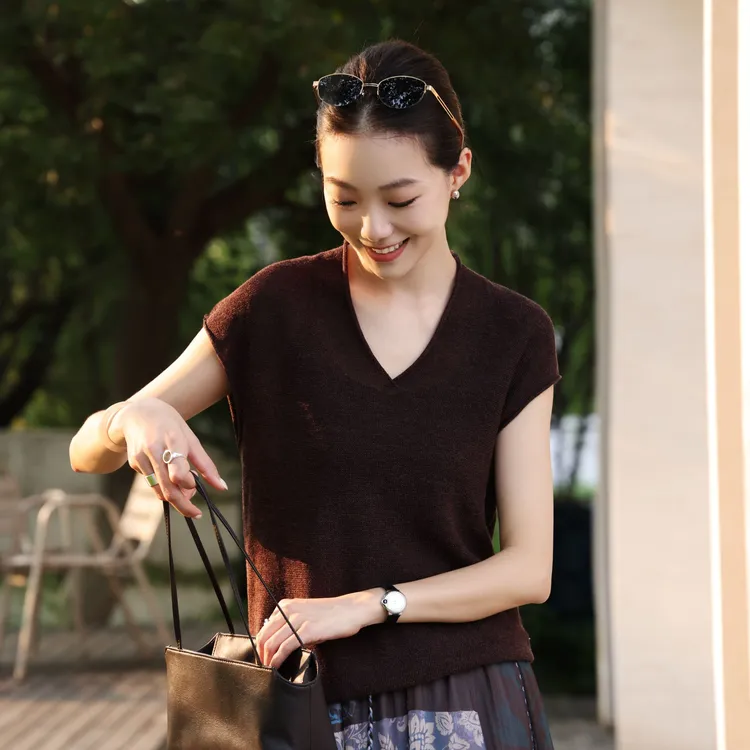 ZOZO HOME | 凉感透气V领夏季新款时尚感清凉纸和短袖T恤q174298p