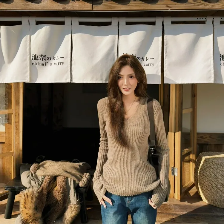 「尾调」时尚百搭修身显瘦13支不扎肤套头针织衫长袖设计感2025