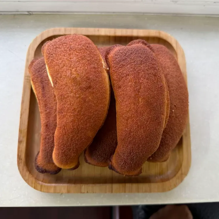 东北老式蛋糕 香蕉型  入口松软  一斤一袋【大概7-8块】