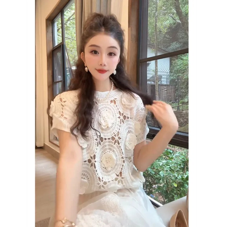 洋洋优选-春夏新款法式纯欲风重工镂空立体花朵短袖针织衫YY71253