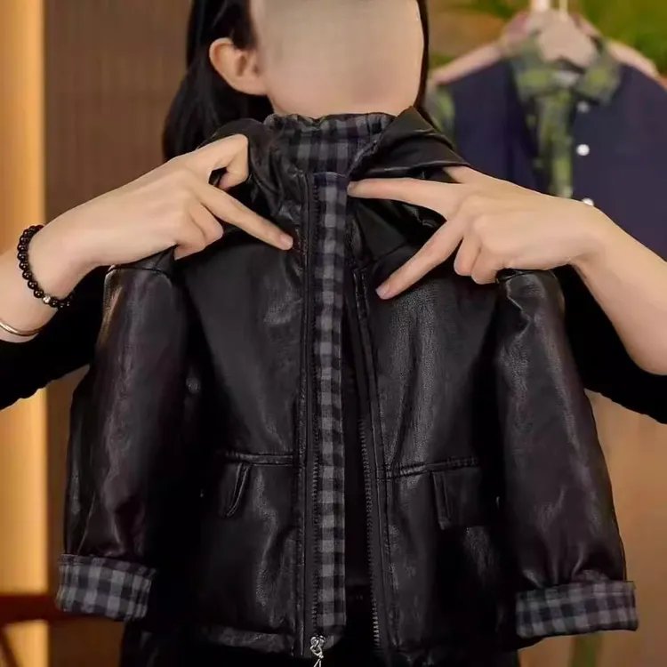 2025新款 儿童皮衣外套2025冬季新款男童加绒加厚皮衣夹克软上衣