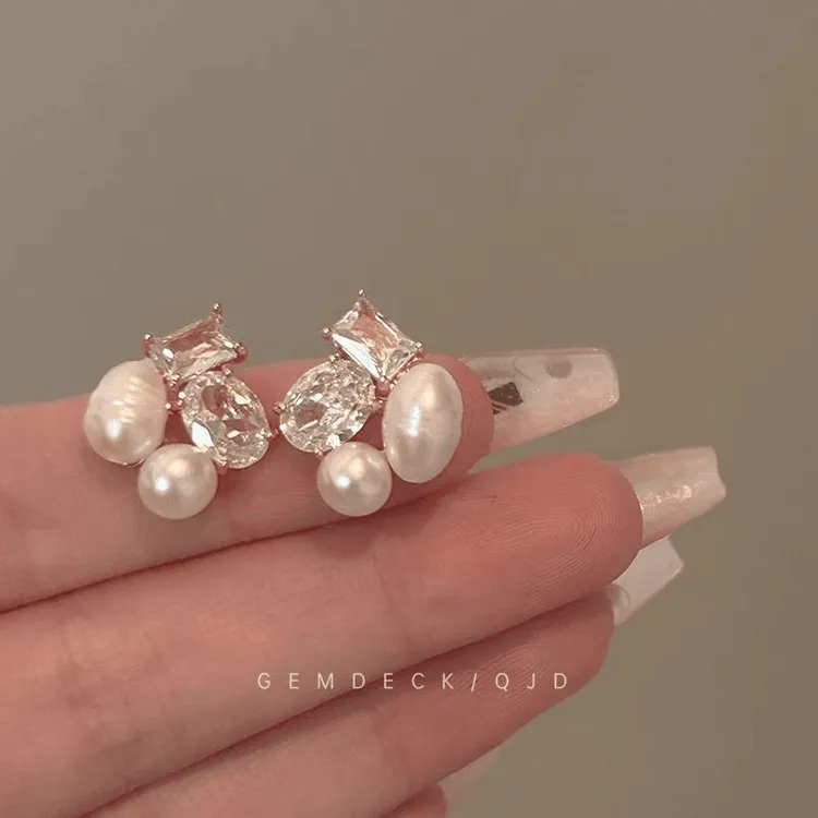 铜合金耳饰 轻奢高级感方块珠珠几何耳钉女气质耳环小众耳坠耳饰