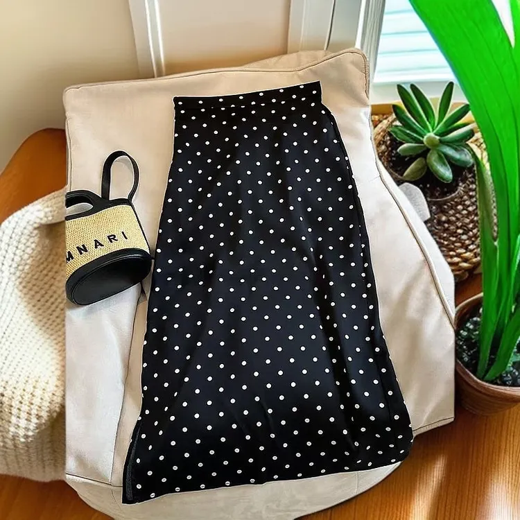 网红新款夏季波点印花百搭A字显瘦半身裙高腰时尚显瘦半身裙女