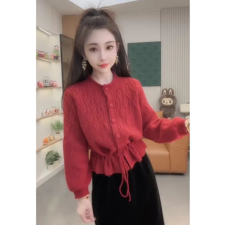 韩系设计感高级感穿搭上衣女2025秋冬爆款新款减龄显瘦针织开衫潮
