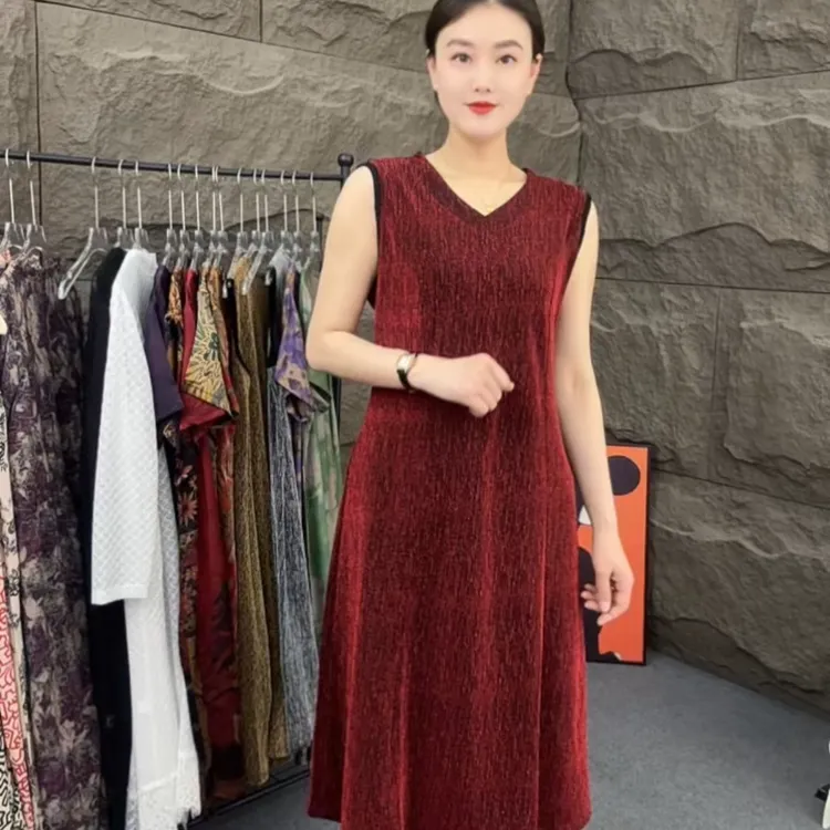 亮丝女士大码女装无袖连衣裙时尚中长款宽松显瘦妈妈装背心裙子潮