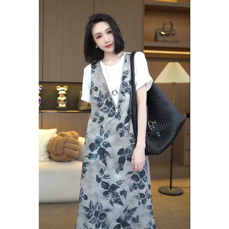 欧颍昇2025夏季新款女装洋气时髦气质白T恤拉链印花连衣裙子7274