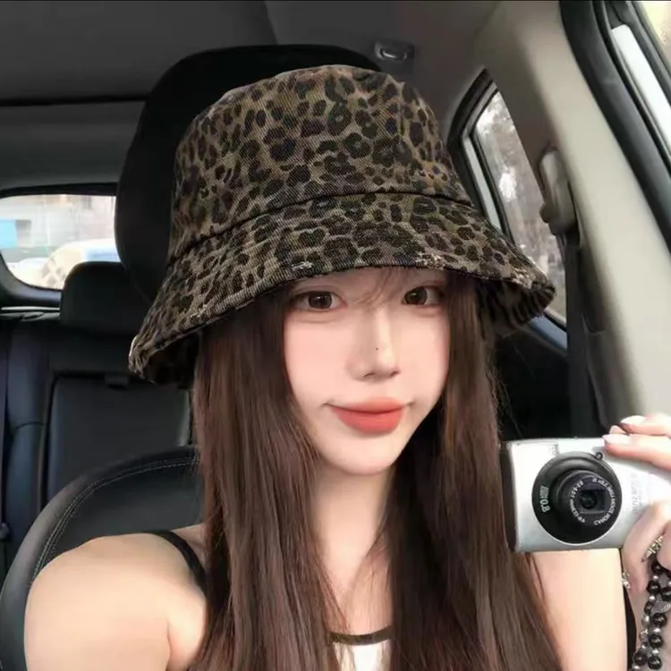 2025新款美式复古豹纹渔夫帽女春夏季显脸小盆帽做旧遮阳帽子辣妹