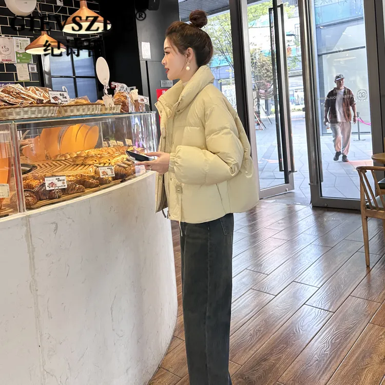 纪诗哲短款白鸭绒羽绒服女小个子冬季新款设计感加厚面包服外套女