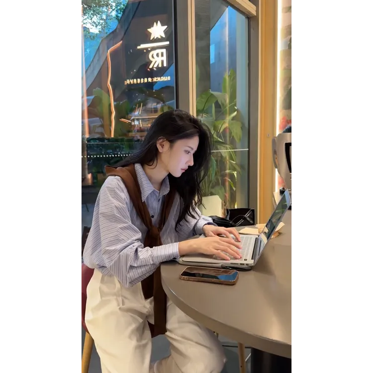 parkyeon韩系轻职感通勤风套装早秋条纹衬衣百搭披肩高腰休闲裤