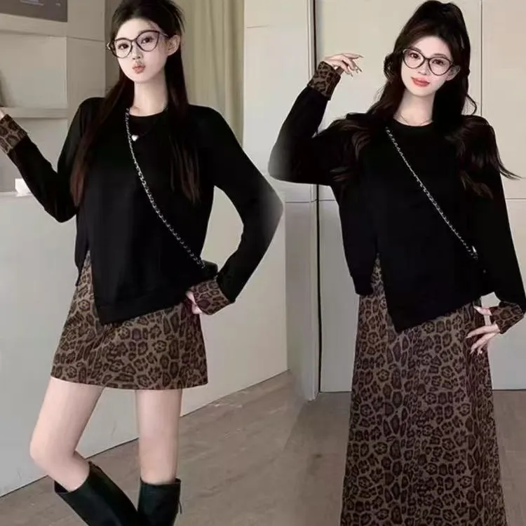 沈阳五爱瑶瑶大码春秋季豹纹新款时尚藏肉显瘦不规则卫衣两件套