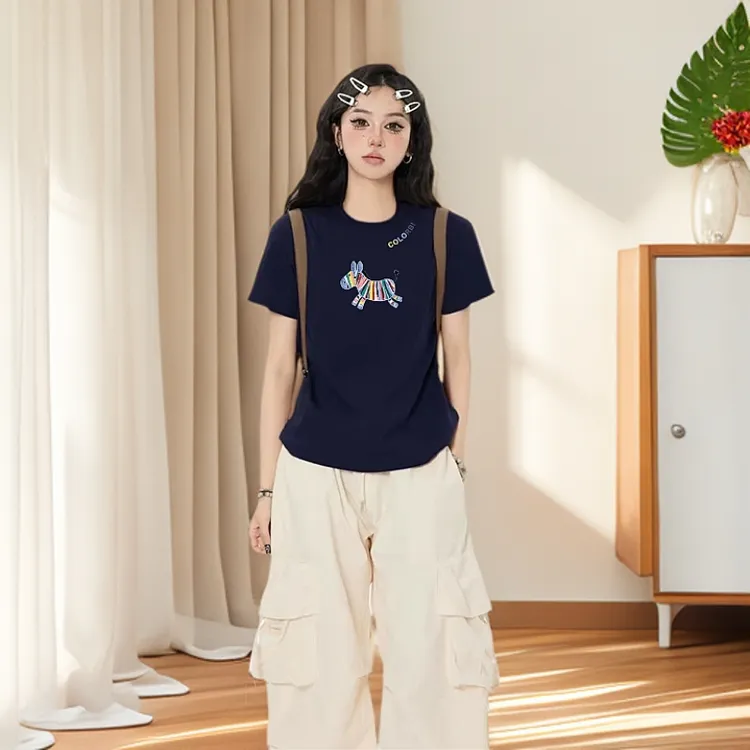 白色正肩t恤女短袖2025新款夏圆领卡通小马印花学生设计感棉体恤