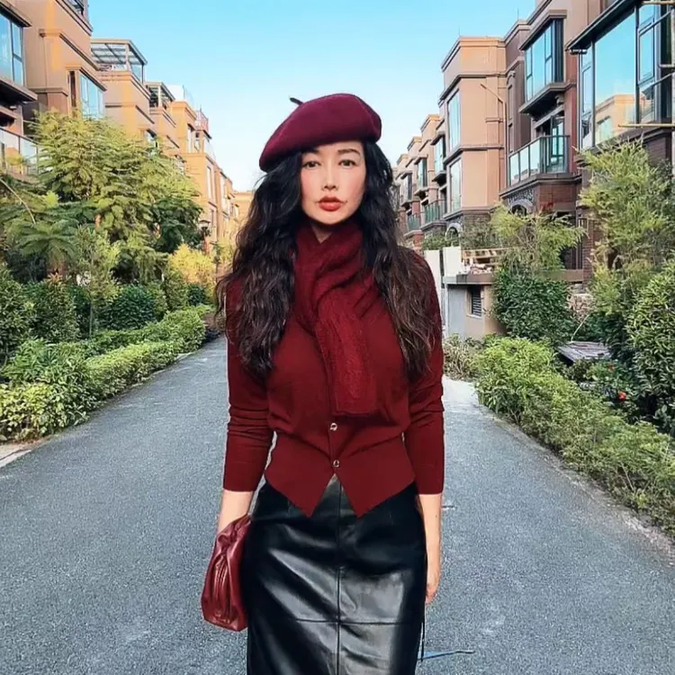 强烈推荐款小腰精OT扣丝光毛开衫8238