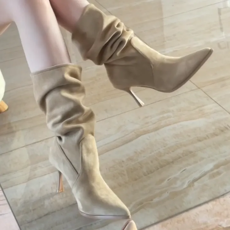 2025秋季新款百搭绒面短靴女复古风气质堆堆靴法式细跟尖头骑士靴