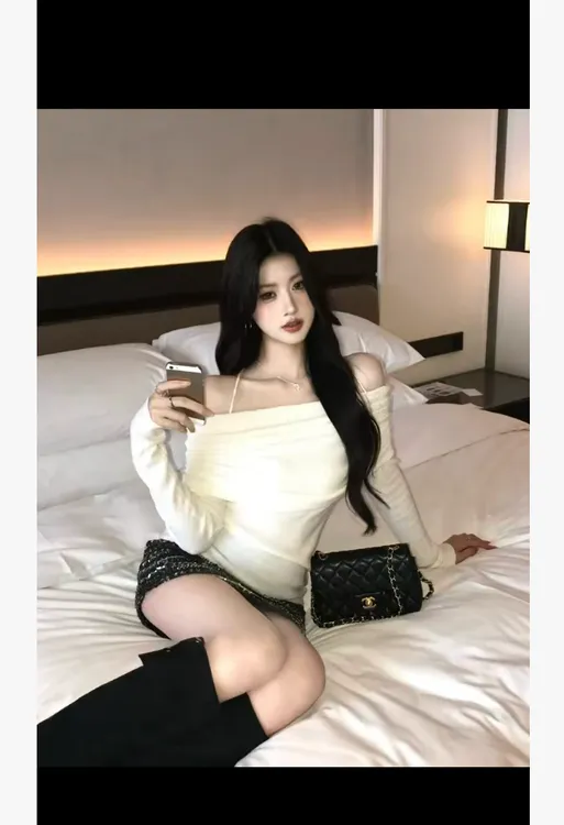 设计感气质上衣女2025秋季新款显瘦半身裙套装