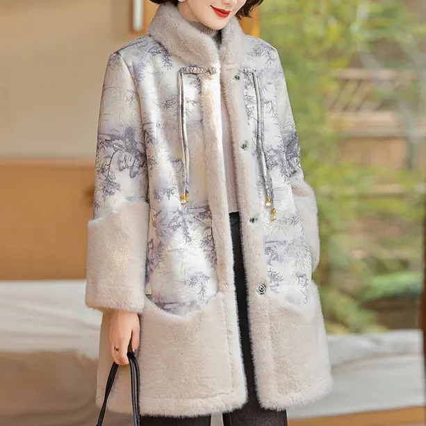 加绒加厚妈妈秋冬装新款水貂绒外套大码中老年女高贵皮毛一体大衣