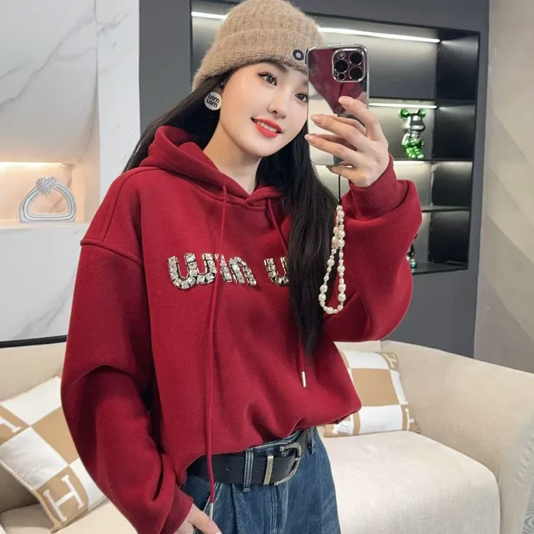 【晶语漫境】2025冬季新款时尚加绒重工钉珠卫衣H6405