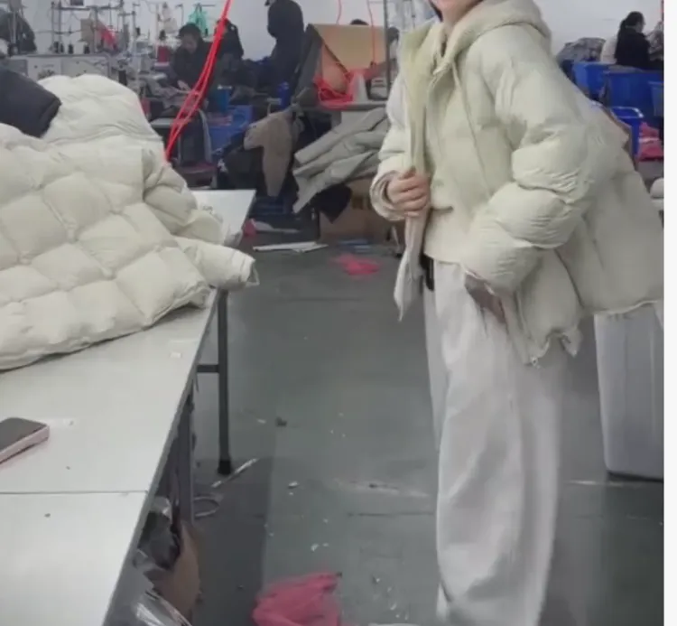 2025冬季时尚潮流百搭精品女装丽RA910