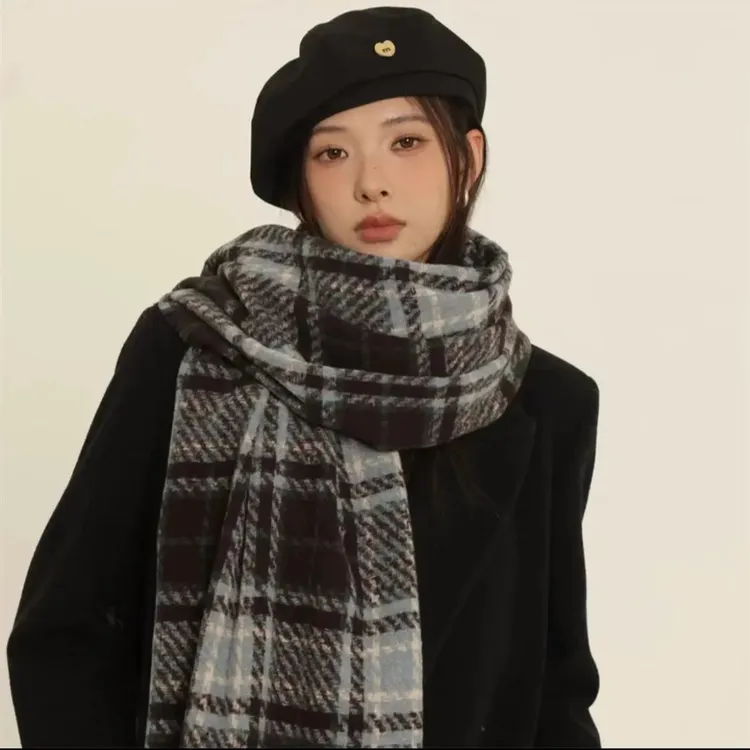 美拉德围巾女冬季网红款百搭秋冬保暖韩系学生情侣格子加厚围脖