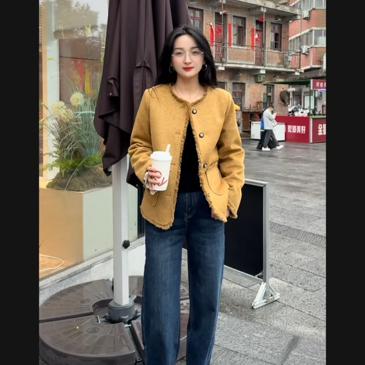 队队定制~【可甜千金】加棉小香风外套拉毛边修身显瘦上衣外套