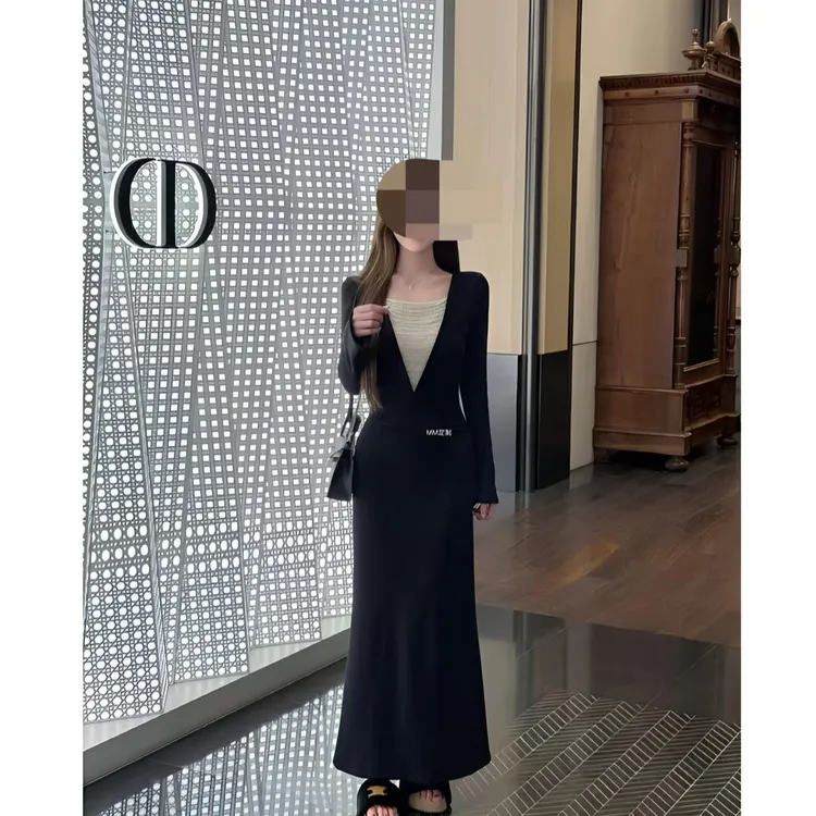 【人生限定】月夜巴黎设计感深V领重工珠链拼接打褶显瘦连衣裙