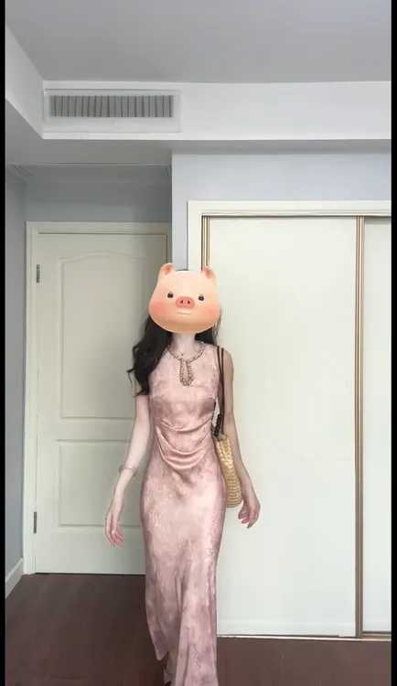 粉色订婚礼服裙轻奢小众高端新娘小个子日常可穿国风旗袍连衣裙女