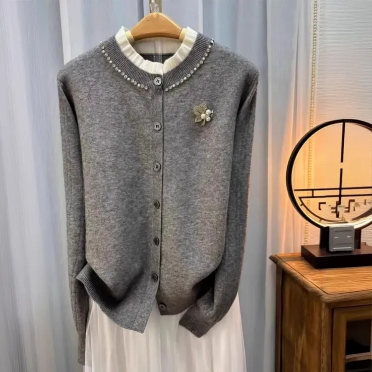 韩系钉珠烫钻设计感针织开衫女2025秋冬季新款宽松显瘦高级感上衣